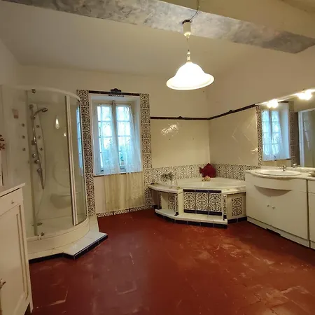 Maison Spacieuse Au Bord Du Canal - 14 Pers. - Fr-1-882-4 Holiday home *